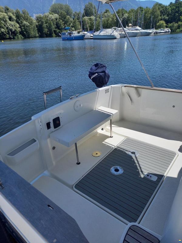 Beneteau Antares 760
