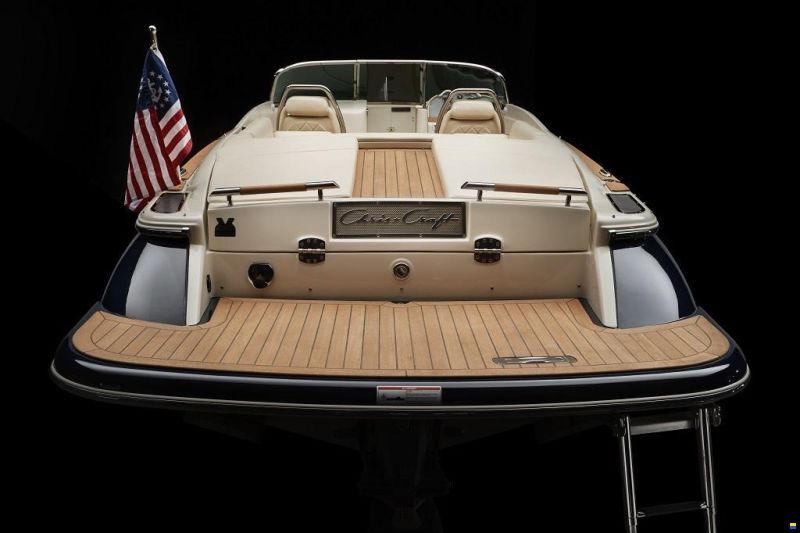 Chris Craft Launch 27