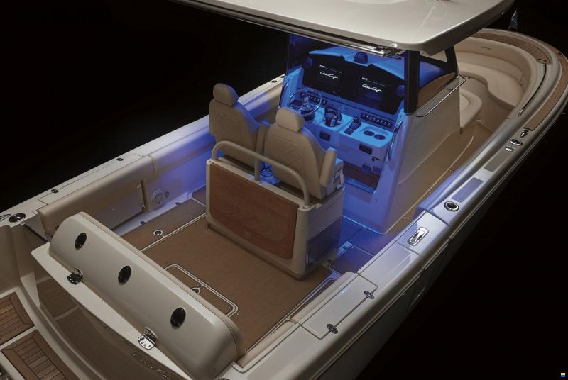 Chris Craft Catalina 31 Outboard