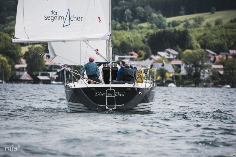 X-Yachts X 332