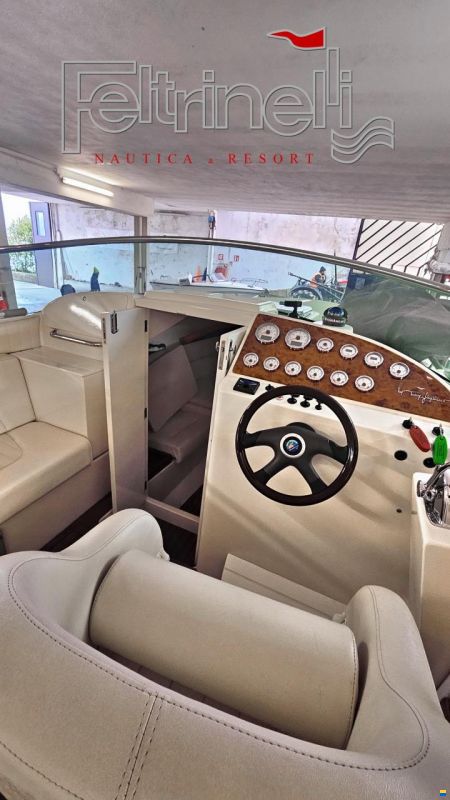 Tony Giugliano Amalfi 27