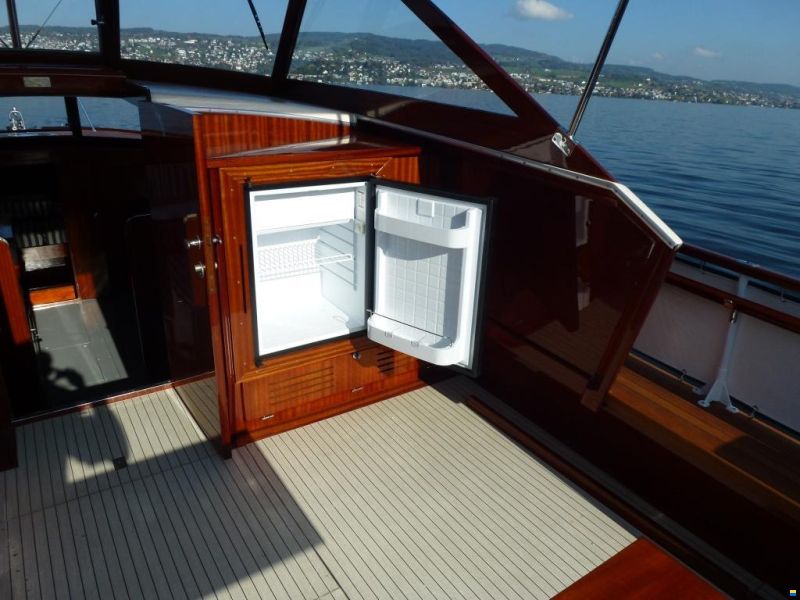 Swiss Craft Sedan Express Cruiser 9,60 m