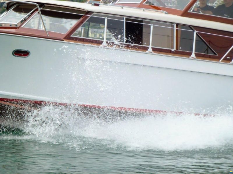 Swiss Craft Sedan Express Cruiser 9,60 m