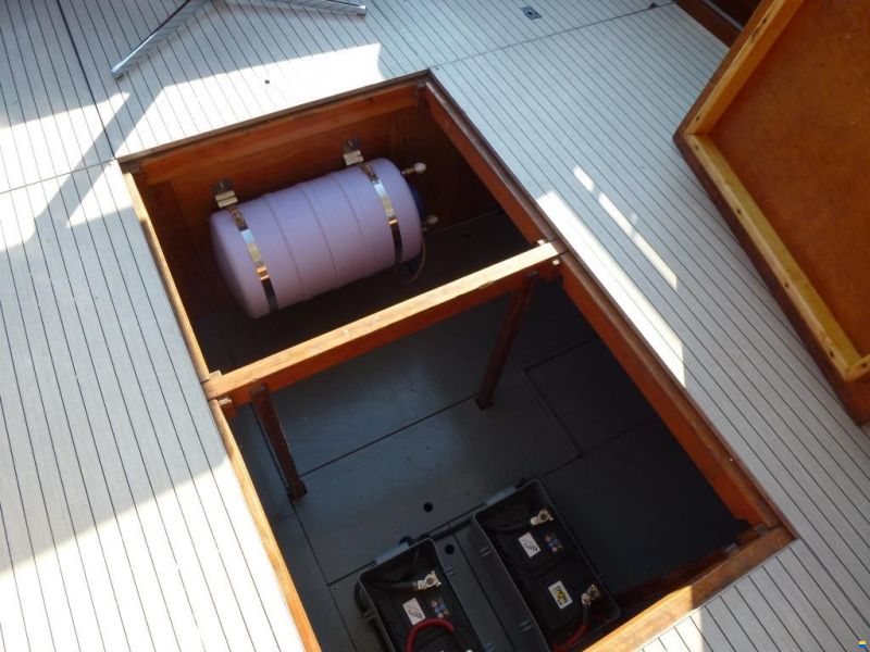 Swiss Craft Sedan Express Cruiser 9,60 m