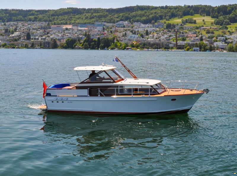 Swiss Craft Sedan Express Cruiser 9,60 m