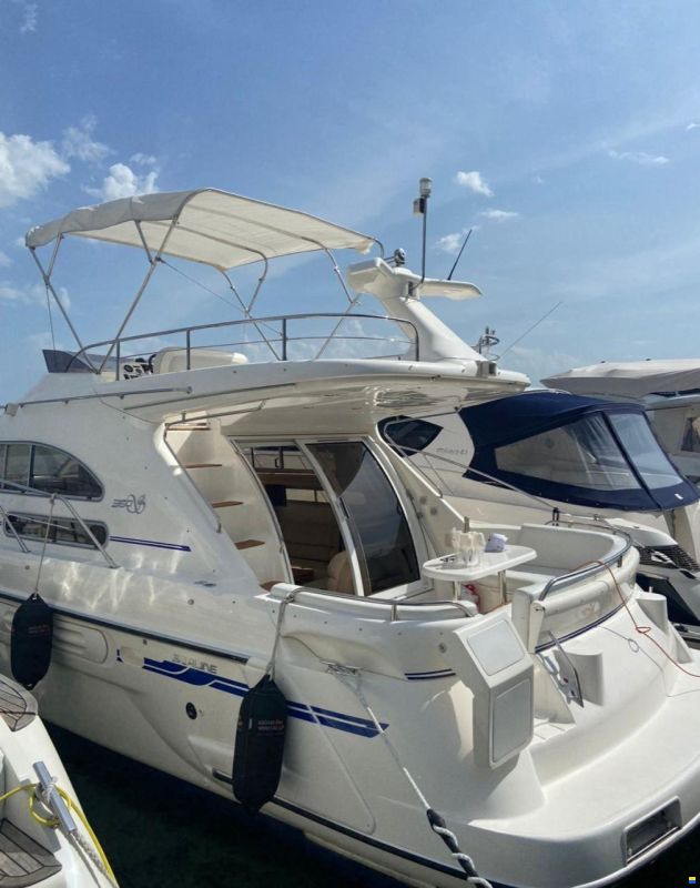 Sealine F360