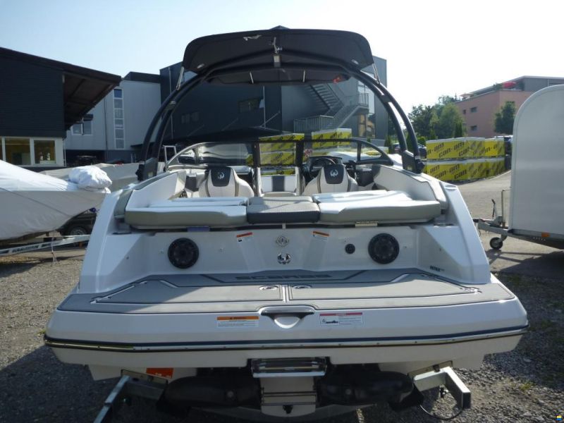 Scarab 215 HO - 400 PS