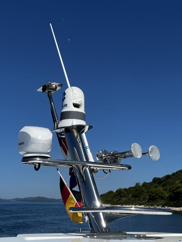 Nimbus T11 T-Top