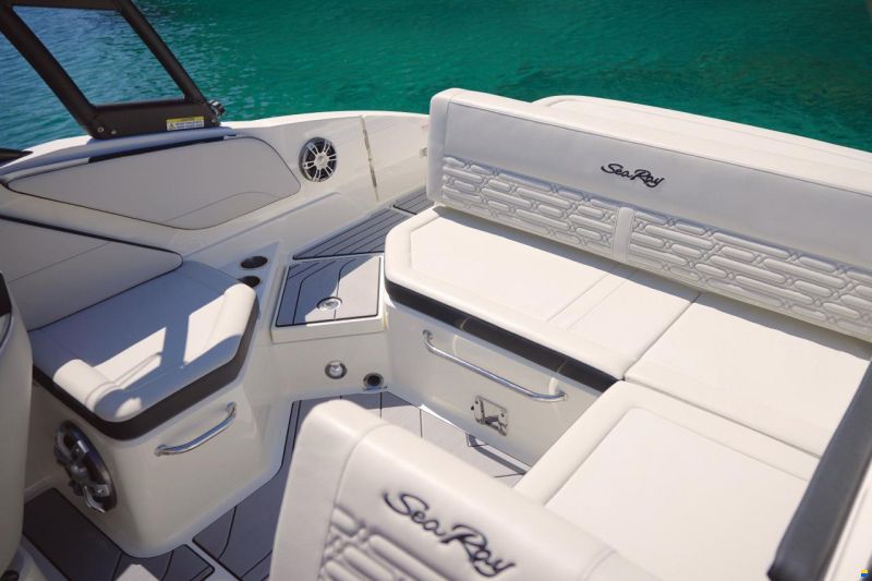 Sea Ray SPX 210 Europe