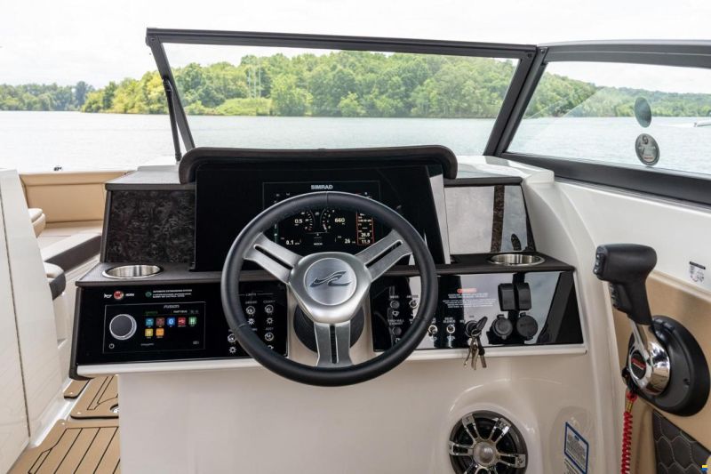 Sea Ray SDX 290 Europe