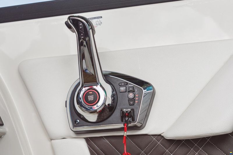 Sea Ray SDX 290 Europe