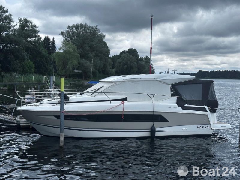 Jeanneau NC 33