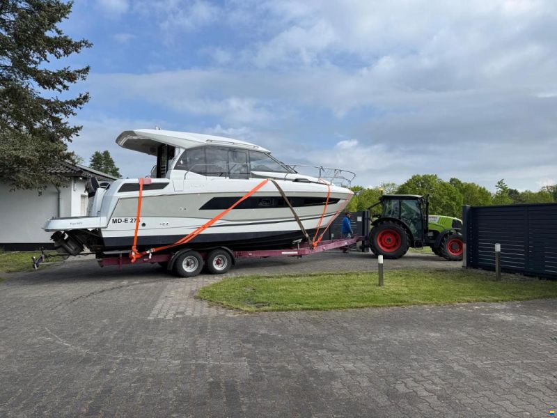 Jeanneau NC 33