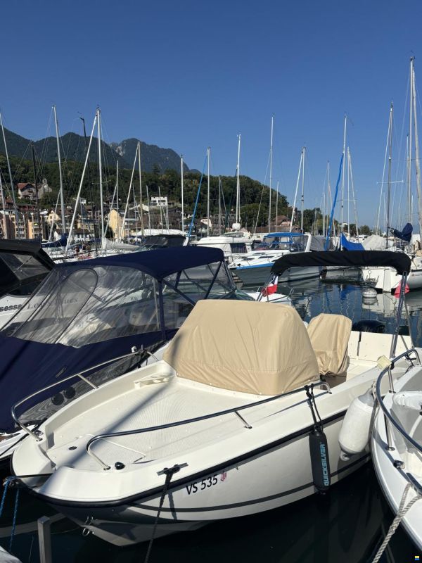 Quicksilver ACTIV 605 SUNDECK