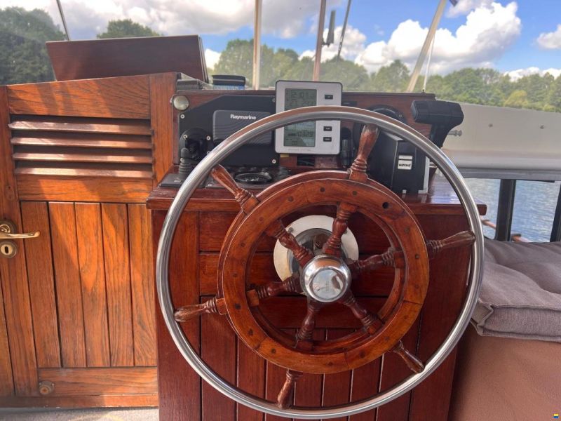 Winel Motorcruiser