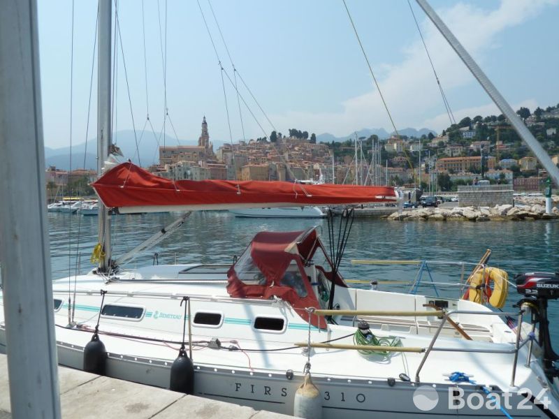 Beneteau First 310