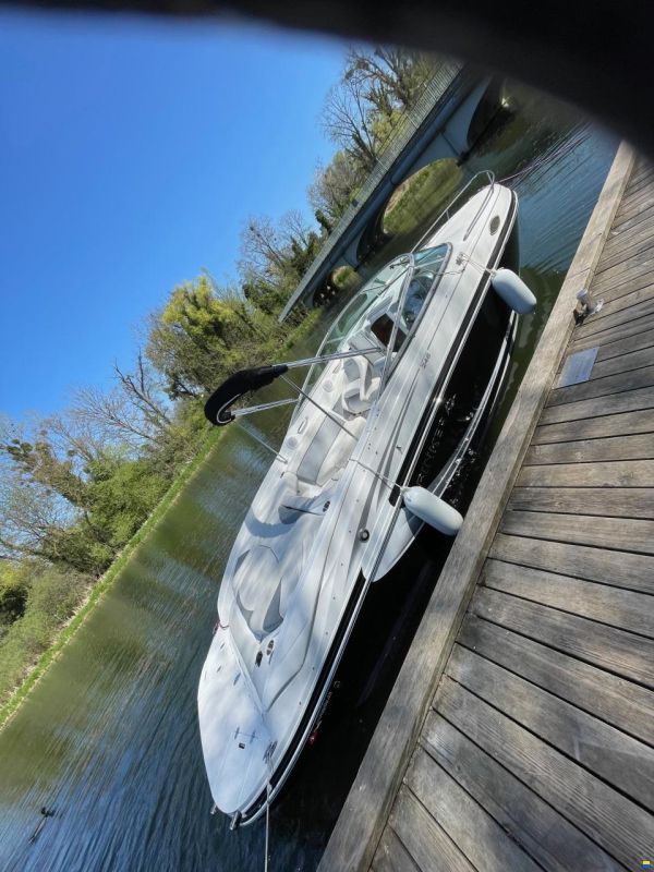 Rinker 246CC