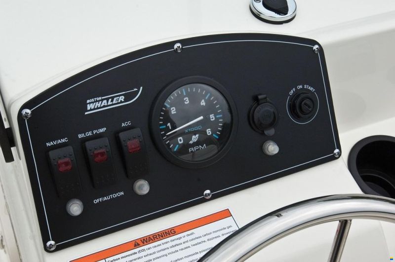 Boston Whaler 150 Montauk