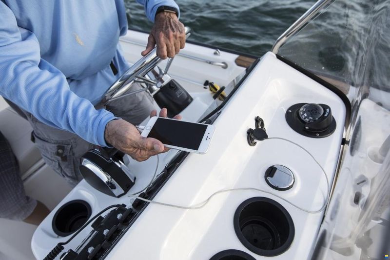 Boston Whaler 170 Montauk