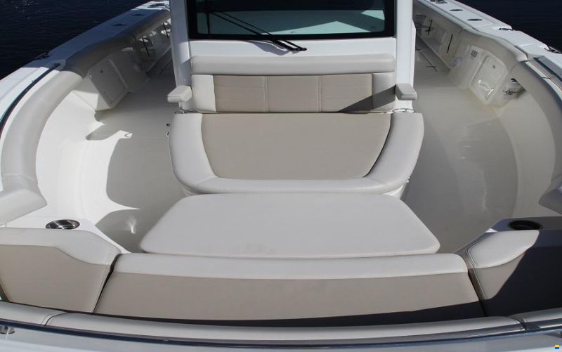 Boston Whaler 280 Outrage