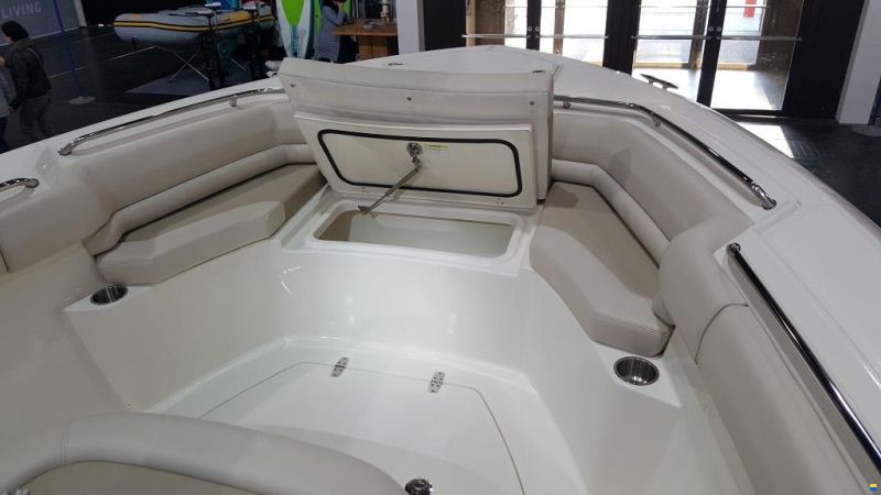 Boston Whaler 330 Outrage