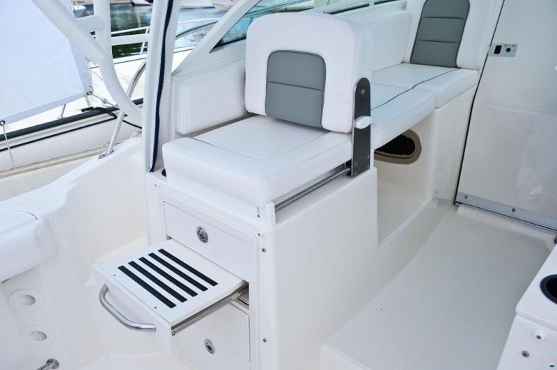 Boston Whaler 285 Conquest