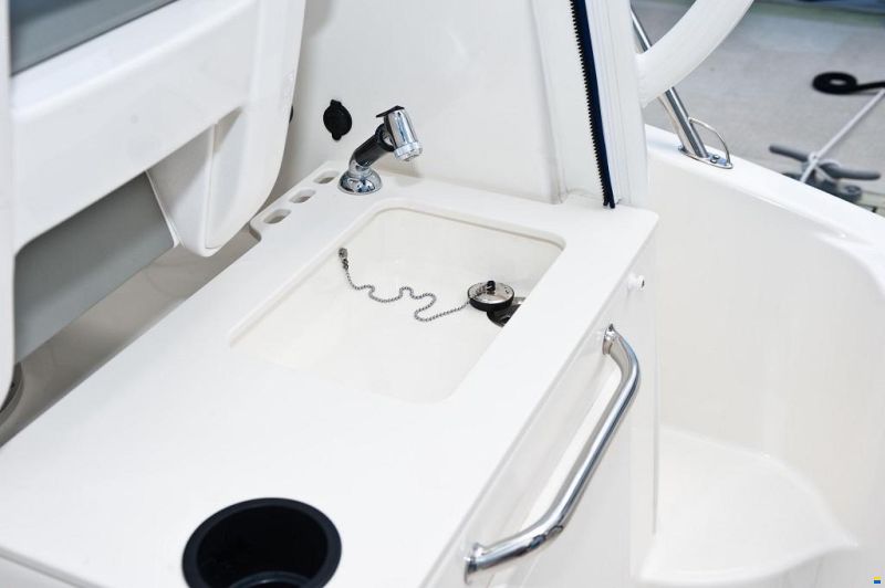 Boston Whaler 285 Conquest