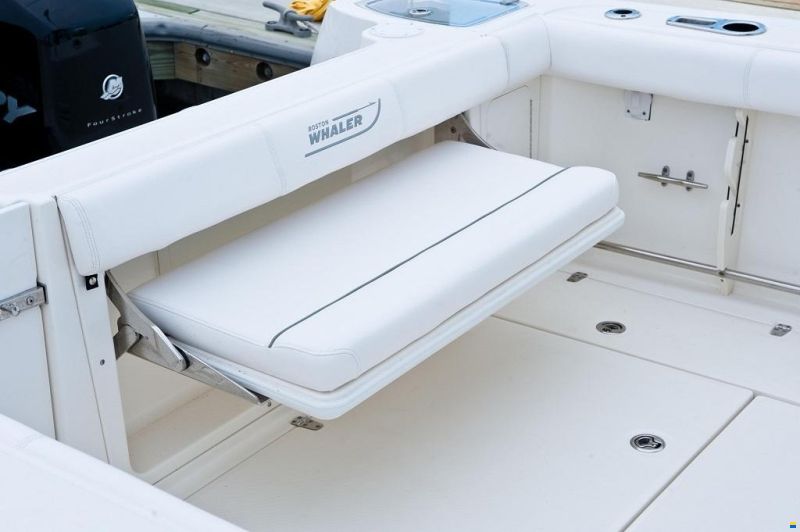 Boston Whaler 285 Conquest