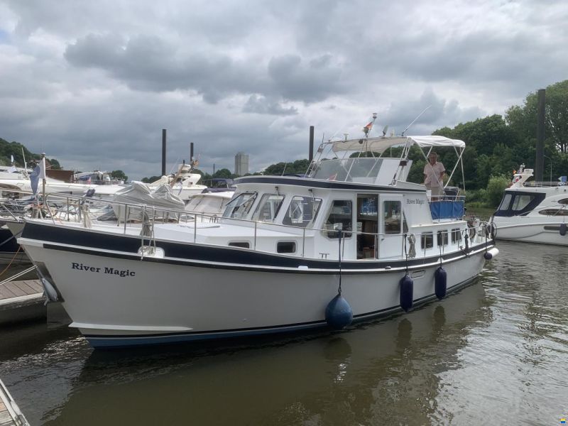 Riverhopper