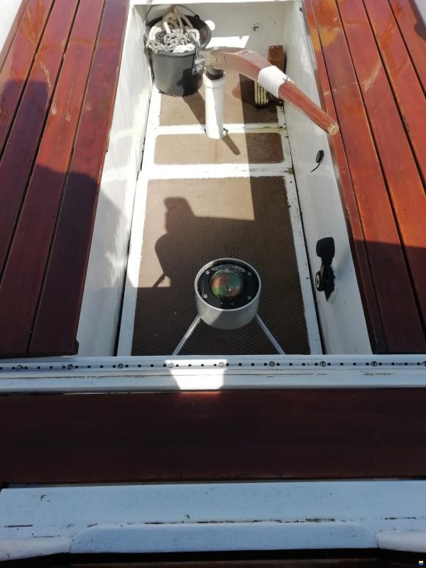 Volkswerft Stralsund Sund 27, Kielyacht