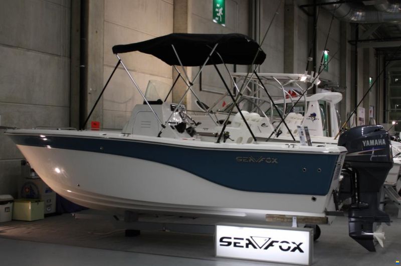 Sea Fox 206 Center Console