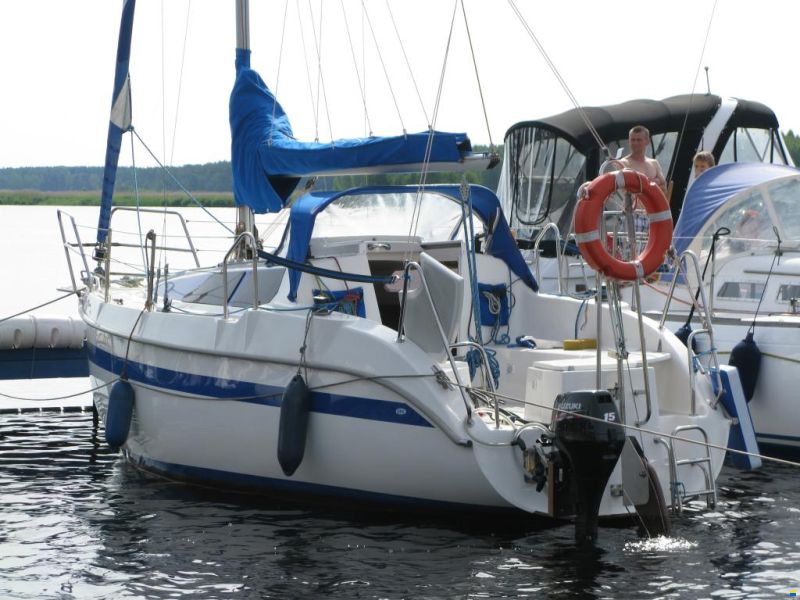 TES-Yacht 678 image