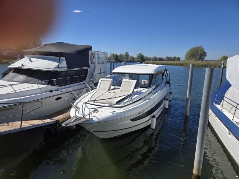 Jeanneau NC 37