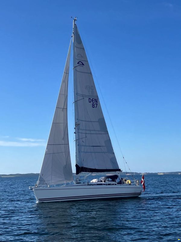 Arcona 400