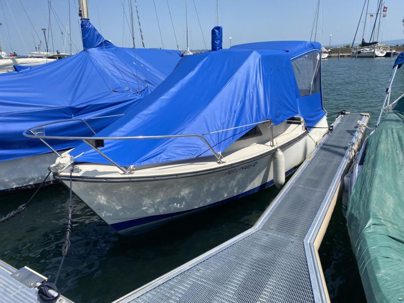 Bénéteau Antares 600