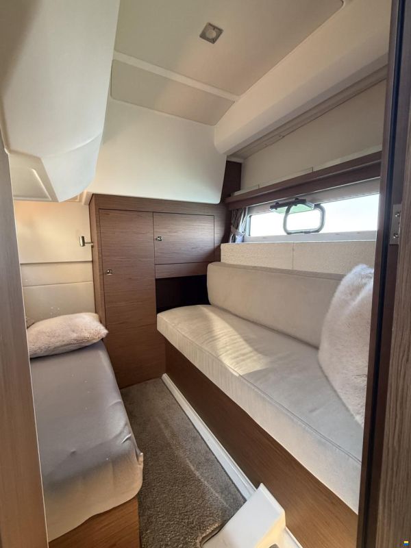 Jeanneau Leader 36 open