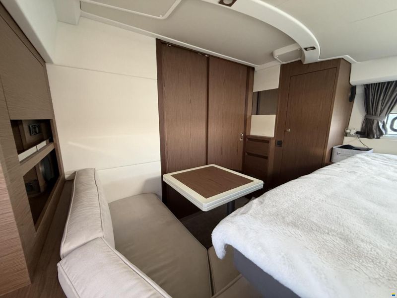 Jeanneau Leader 36 open