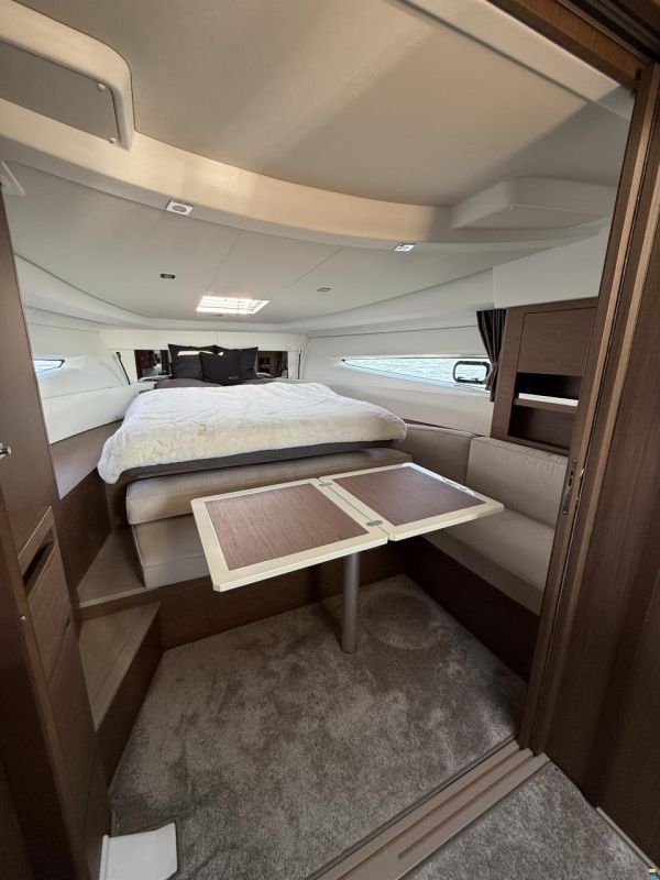 Jeanneau Leader 36 open