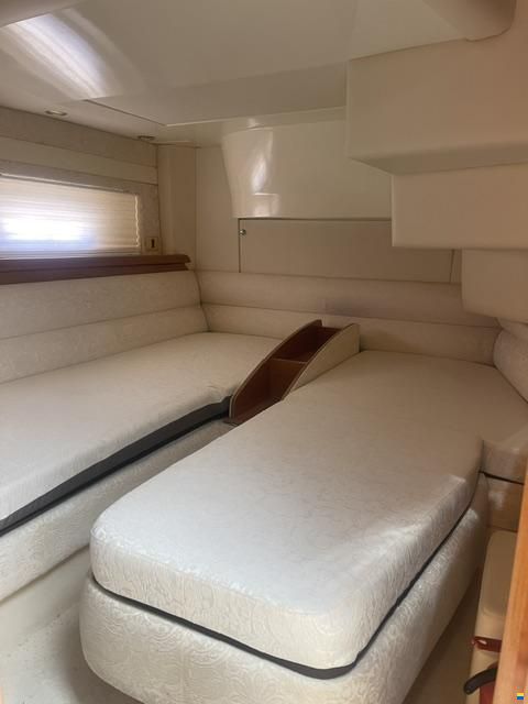 Sealine F42/5