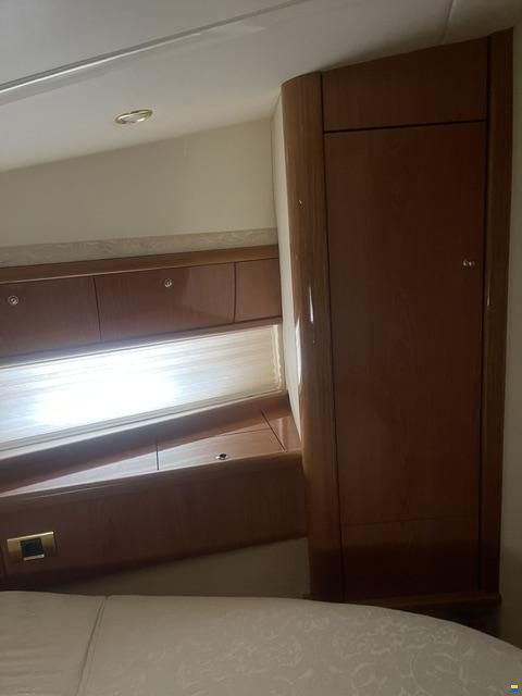 Sealine F42/5