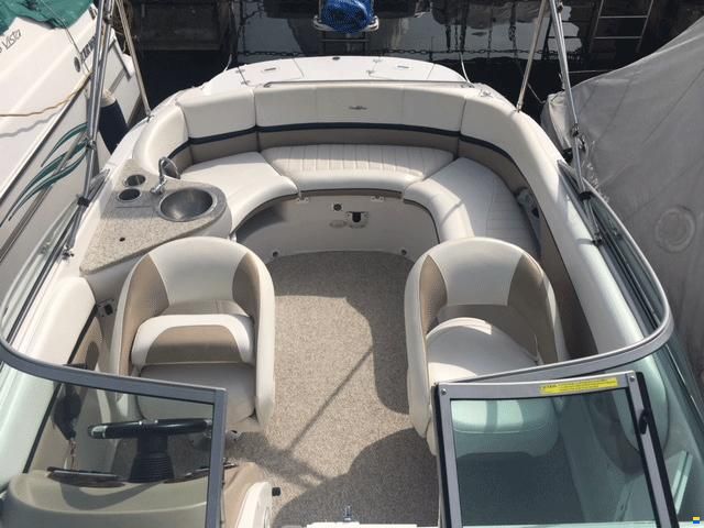 Four Winns Sundowner 215
