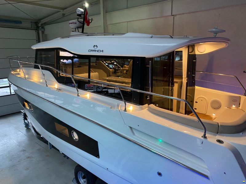 Cranchi T 36 CROSSOVER