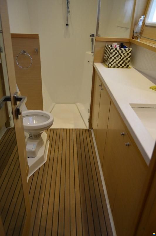 Lagoon 450 F