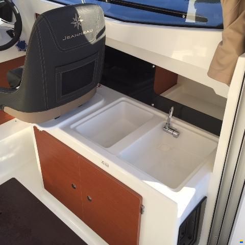 Jeanneau Merrry Fisher 695 HB