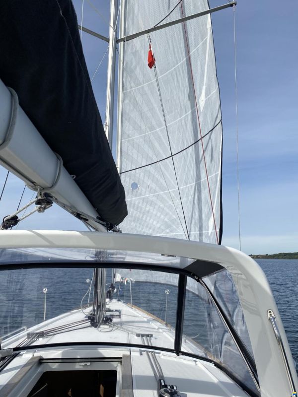Beneteau Oceanis 35