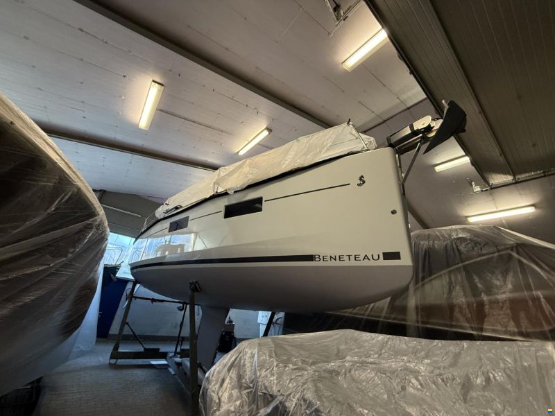 Beneteau Oceanis 35