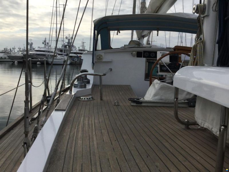 Benetti Sailing Division MOTOVELIERO
