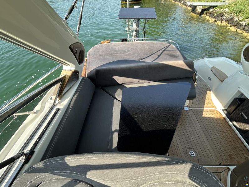 Cranchi Endurance 33