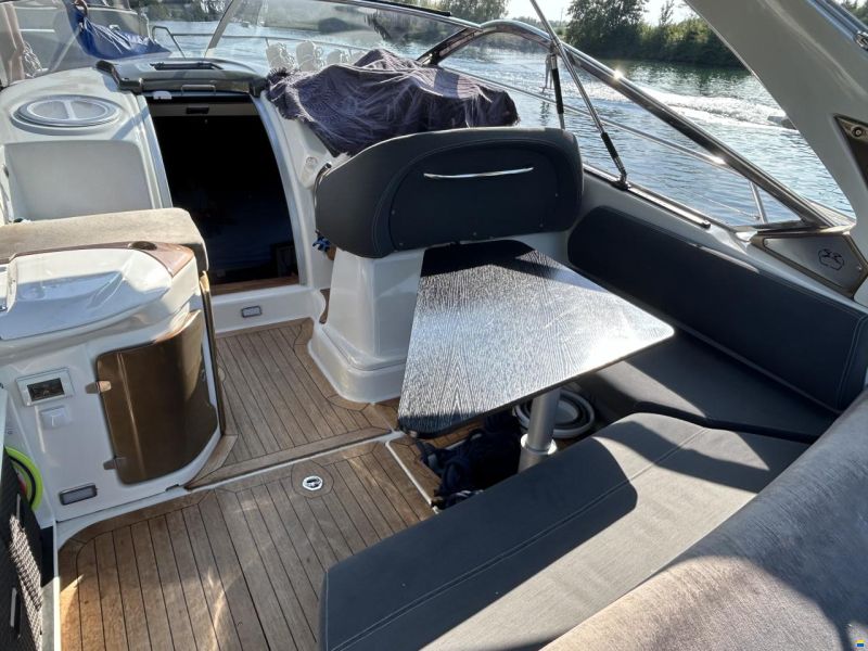 Cranchi Endurance 33