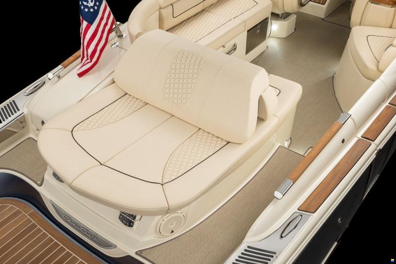 Chris Craft Launch 28 GT